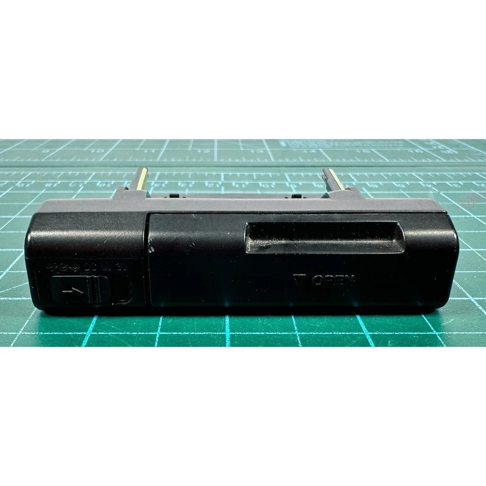Sony EBP-16 External AA Battery Case for CD Walkman D-NE10 D-NE900 D-NE920 Black